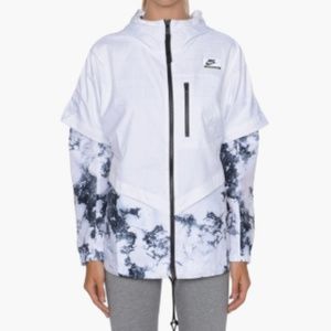 Nike International Windbreaker Zip Up Jacket